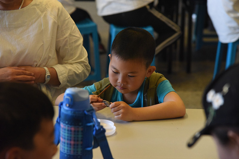 1526721178547659.jpg 珐琅3.jpg