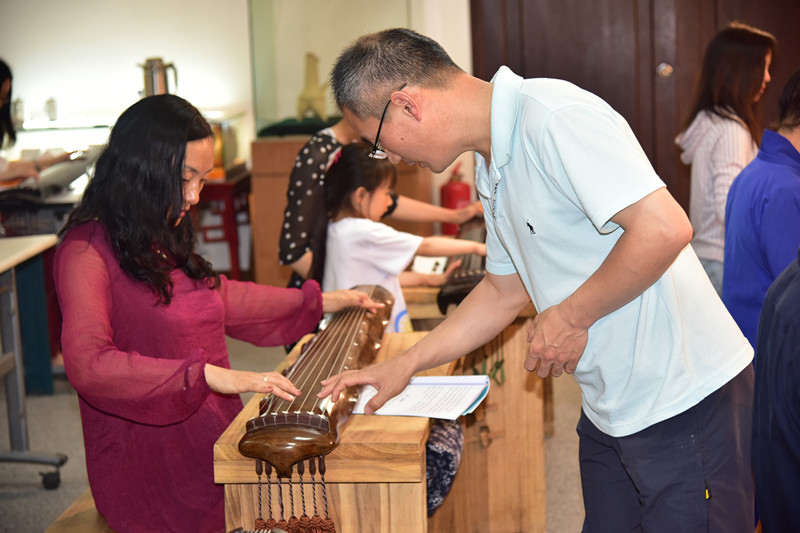 1529550622907363.jpg 古琴基础班2_.jpg