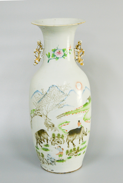 1612490553479515.jpg 6.莱西市博物馆 民国粉彩牧牛图双耳瓶_副本.jpg