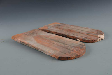 图5 1936年汇泉路7号“亚细亚饭店旧址”的牛舌瓦.png