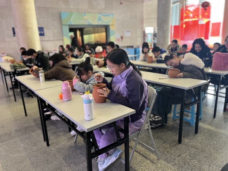 1739773126880940.jpg 初二活动2.jpg