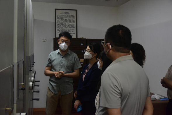 国家文物局考古司副司长张凌莅临调研435.png