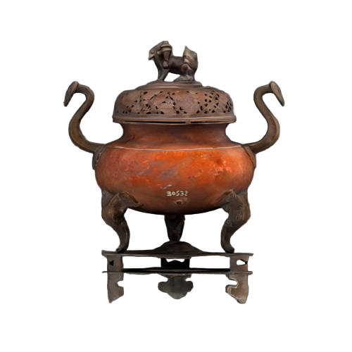 狮钮盖铜熏炉